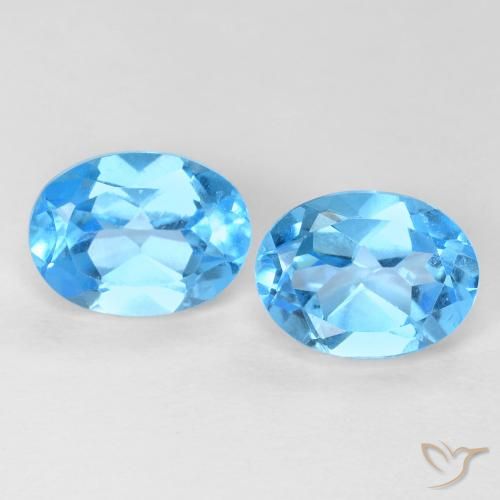 3.36 ct Loose Swiss Blue Topaz, 8.2 x 6.1 mm Oval Cut From Brazil, Photo A