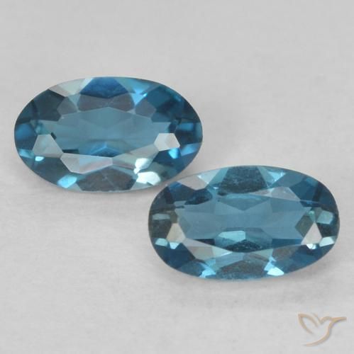 0.63ctw Natural London Blue Topaz, Oval, VVS, Photo A