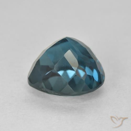 Topaz Gemstone in 10 x 10 mm (calibrated) Size for Sale, Topaz Stone in London Blue Color