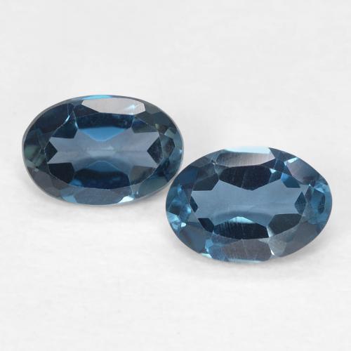2 Stück/Paar Oval Topas in Größe 6,2 x 4,3mm, Gewicht 1,11 ct gesamt / durchschnittl. 0,56 ct, London Blau in VVS Reinheit, Garantiert natürliche Edelsteine, Mohs-Härte 8 Geeignet für den täglichen Gebrauch im Schmuck, Freitag Edelstein, Photo A
