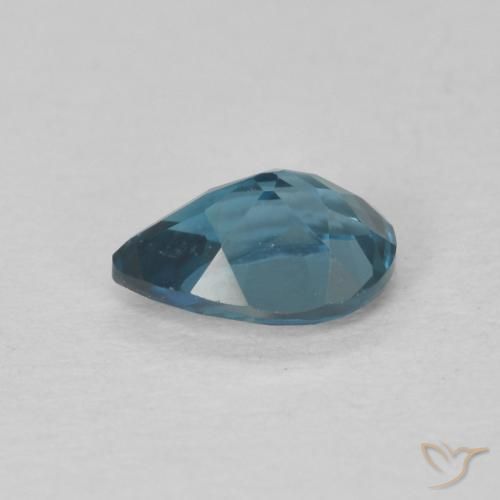 Topaz Gemstone in 6.8 x 4.8 mm Size for Sale, Topaz Stone in London Blue Color