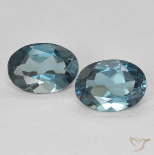 1.85ctw Natural London Blue Topaz, Oval, VS