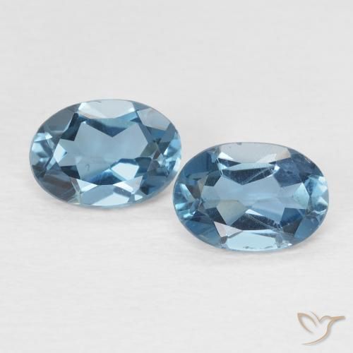 1.9 ct Loose Blue Topaz, 7.2 x 5.1 mm Oval Cut From Brazil, Photo A