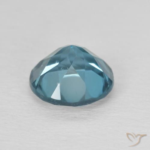 Topaz Gemstone in 8 mm (calibrated) Size for Sale, Topaz Stone in London Blue Color