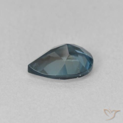Topaz Gemstone in 7 x 5 mm (calibrated) Size for Sale, Topaz Stone in London Blue Color