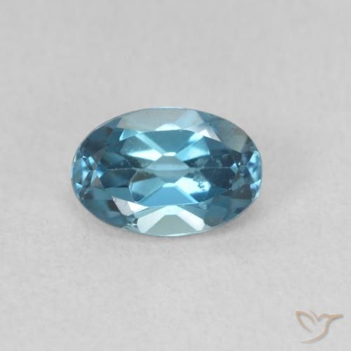 0.65ct Natural London Blue Topaz, Oval, VVS-VS
