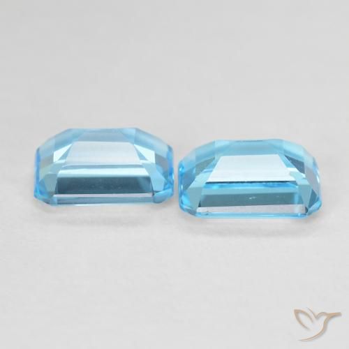 Topaz Gemstones in 8 x 6 mm (calibrated) Size for Sale, Topaz Stones in Swiss Blue Color