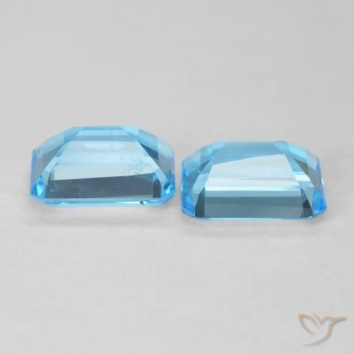 Topaz Gemstones in 8 x 6 mm (calibrated) Size for Sale, Topaz Stones in Swiss Blue Color