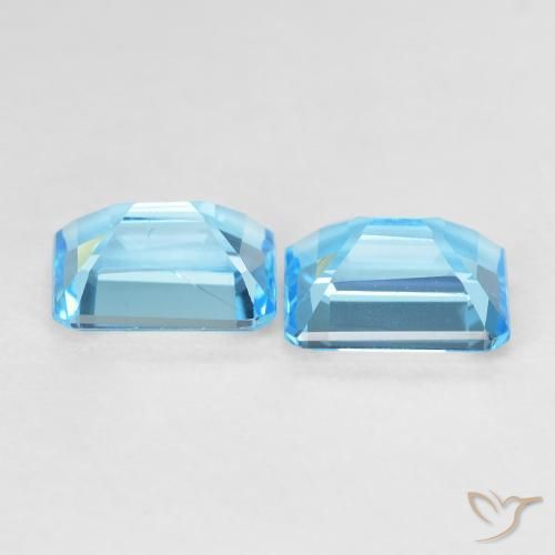 Topaz Gemstones in 8 x 6 mm (calibrated) Size for Sale, Topaz Stones in Swiss Blue Color