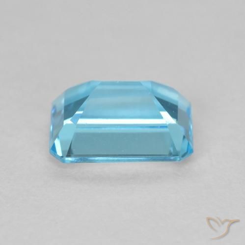 Topaz Gemstone in 8 x 6 mm (calibrated) Size for Sale, Topaz Stone in Swiss Blue Color