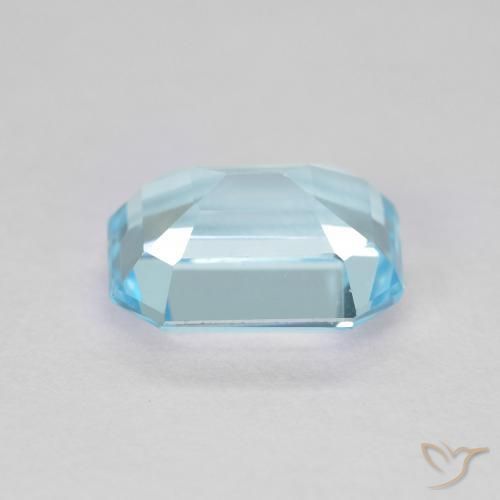Topaz Gemstone in 10 x 8 mm (calibrated) Size for Sale, Topaz Stone in Swiss Blue Color