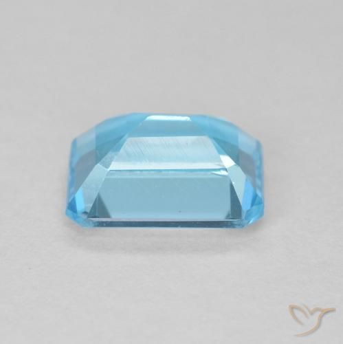 Topaz Gemstone in 8 x 6 mm (calibrated) Size for Sale, Topaz Stone in Swiss Blue Color