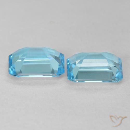 Topaz Gemstones in 8 x 6 mm (calibrated) Size for Sale, Topaz Stones in Swiss Blue Color