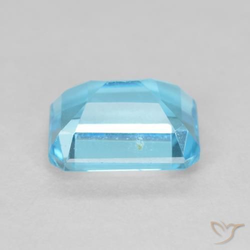 Topaz Gemstone in 8 x 6 mm (calibrated) Size for Sale, Topaz Stone in Swiss Blue Color