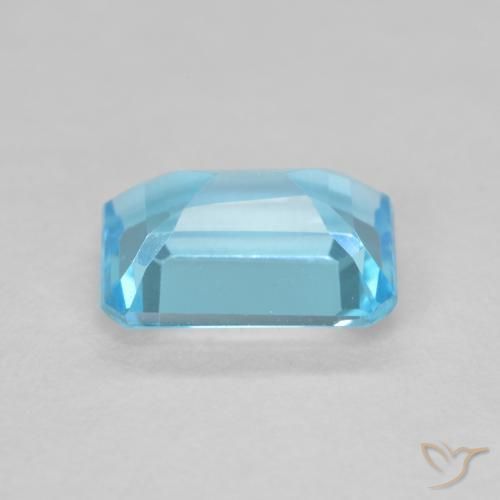 Topaz Gemstone in 8 x 6 mm (calibrated) Size for Sale, Topaz Stone in Swiss Blue Color