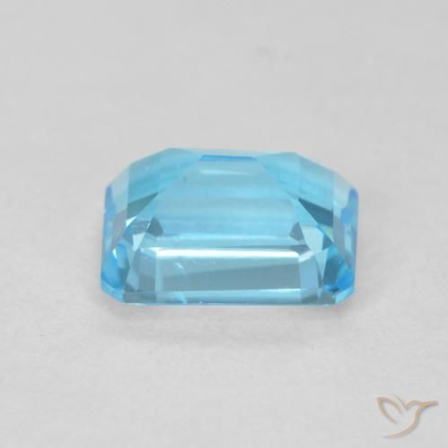 Topaz Gemstone in 8 x 6 mm (calibrated) Size for Sale, Topaz Stone in Swiss Blue Color