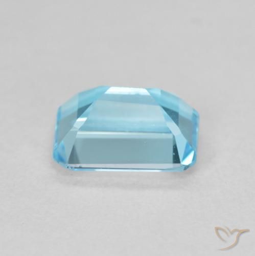 Topaz Gemstone in 8 x 6 mm (calibrated) Size for Sale, Topaz Stone in Swiss Blue Color