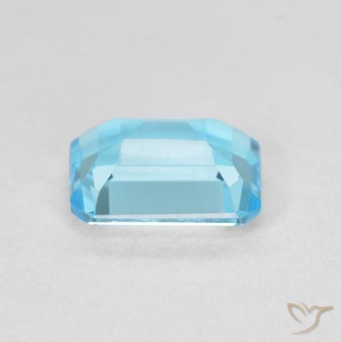 Topaz Gemstone in 8 x 6 mm (calibrated) Size for Sale, Topaz Stone in Swiss Blue Color