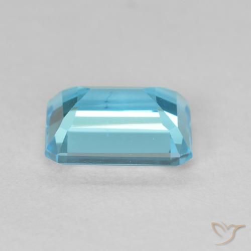 Topaz Gemstone in 8 x 6 mm (calibrated) Size for Sale, Topaz Stone in Swiss Blue Color