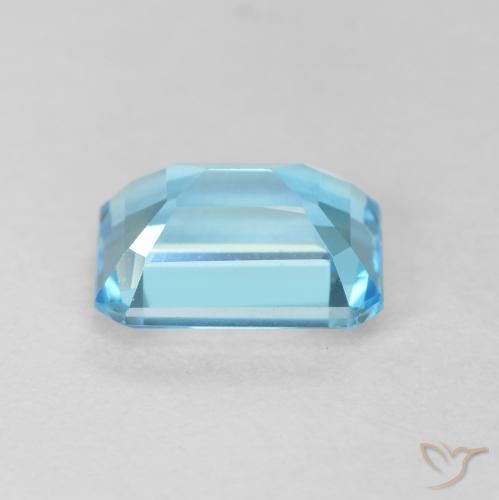 Topaz Gemstone in 8 x 6 mm (calibrated) Size for Sale, Topaz Stone in Swiss Blue Color