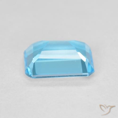Topaz Gemstone in 8 x 6 mm (calibrated) Size for Sale, Topaz Stone in Swiss Blue Color