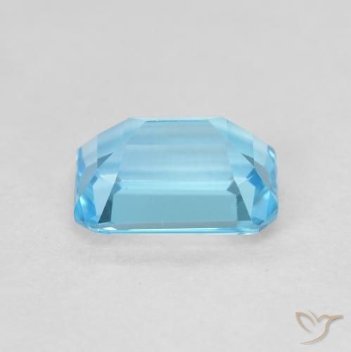 Topaz Gemstone in 8 x 6 mm (calibrated) Size for Sale, Topaz Stone in Swiss Blue Color