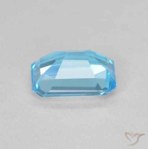 Topaz Gemstone in 8 x 6 mm (calibrated) Size for Sale, Topaz Stone in Swiss Blue Color