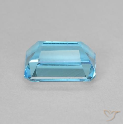 Topaz Gemstone in 8 x 6 mm (calibrated) Size for Sale, Topaz Stone in Swiss Blue Color