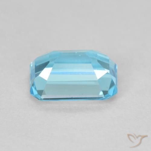 Topaz Gemstone in 8 x 6 mm (calibrated) Size for Sale, Topaz Stone in Swiss Blue Color