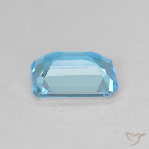 Topaz Gemstone in 8 x 6 mm (calibrated) Size for Sale, Topaz Stone in Swiss Blue Color
