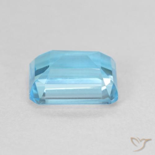 Topaz Gemstone in 8 x 6 mm (calibrated) Size for Sale, Topaz Stone in Swiss Blue Color