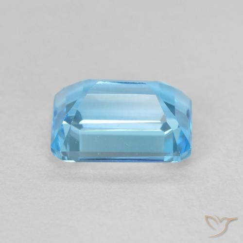 Topaz Gemstone in 8 x 6 mm (calibrated) Size for Sale, Topaz Stone in Swiss Blue Color