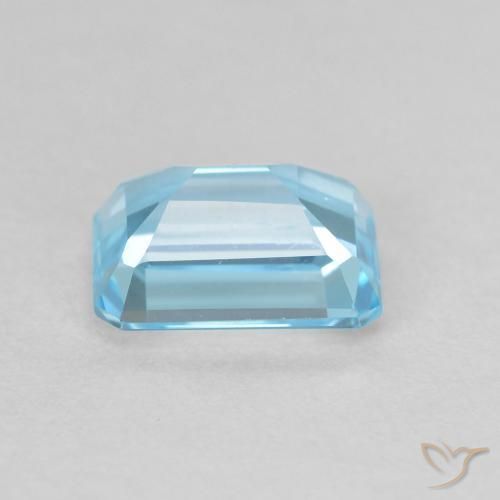 Topaz Gemstone in 8 x 6 mm (calibrated) Size for Sale, Topaz Stone in Swiss Blue Color