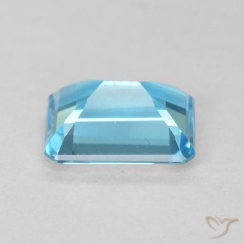 Topaz Gemstone in 8 x 6 mm (calibrated) Size for Sale, Topaz Stone in Swiss Blue Color