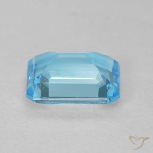 Topaz Gemstone in 8 x 6 mm (calibrated) Size for Sale, Topaz Stone in Swiss Blue Color