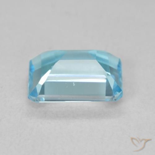 Topaz Gemstone in 8 x 6 mm (calibrated) Size for Sale, Topaz Stone in Swiss Blue Color