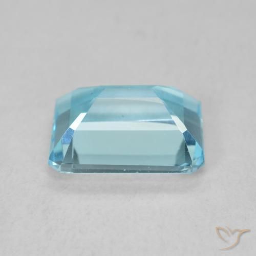 Topaz Gemstone in 8 x 6 mm (calibrated) Size for Sale, Topaz Stone in Swiss Blue Color