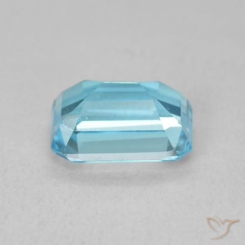 Topaz Gemstone in 8 x 6 mm (calibrated) Size for Sale, Topaz Stone in Swiss Blue Color