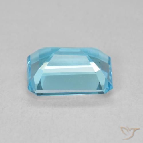 Topaz Gemstone in 8 x 6 mm (calibrated) Size for Sale, Topaz Stone in Swiss Blue Color