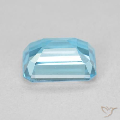 Topaz Gemstone in 8 x 6 mm (calibrated) Size for Sale, Topaz Stone in Swiss Blue Color