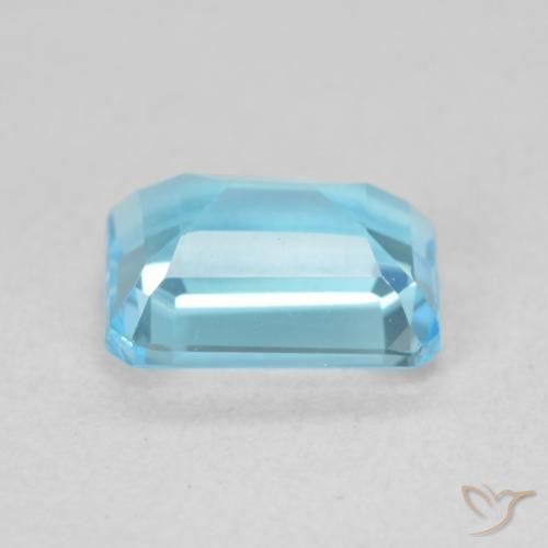Topaz Gemstone in 8 x 6 mm (calibrated) Size for Sale, Topaz Stone in Swiss Blue Color