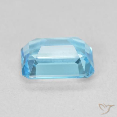 Topaz Gemstone in 8 x 6 mm (calibrated) Size for Sale, Topaz Stone in Swiss Blue Color