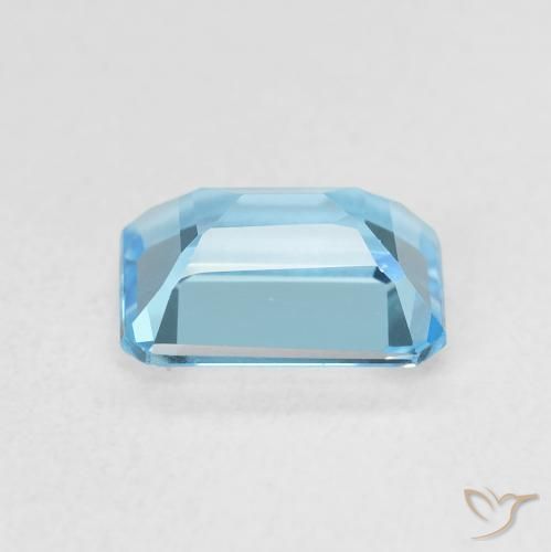 Topaz Gemstone in 8 x 6 mm (calibrated) Size for Sale, Topaz Stone in Swiss Blue Color