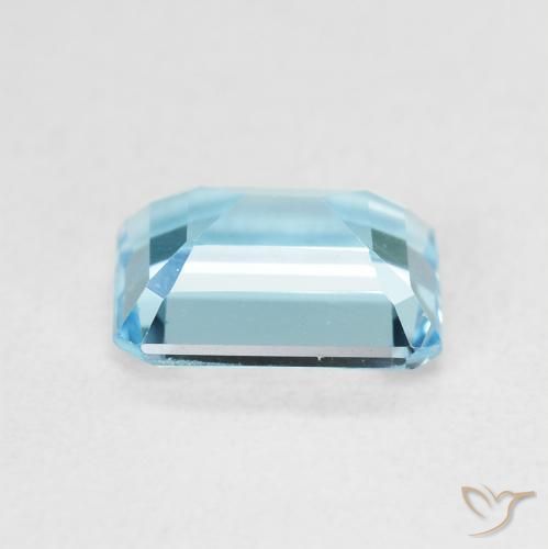 Topaz Gemstone in 8 x 6 mm (calibrated) Size for Sale, Topaz Stone in Swiss Blue Color
