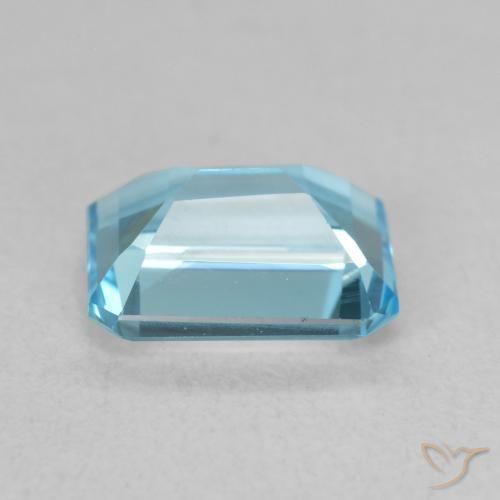 Topaz Gemstone in 8 x 6 mm (calibrated) Size for Sale, Topaz Stone in Swiss Blue Color