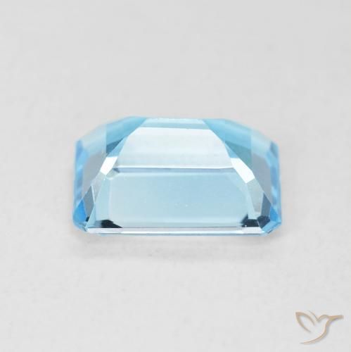 Topaz Gemstone in 8 x 6 mm (calibrated) Size for Sale, Topaz Stone in Swiss Blue Color