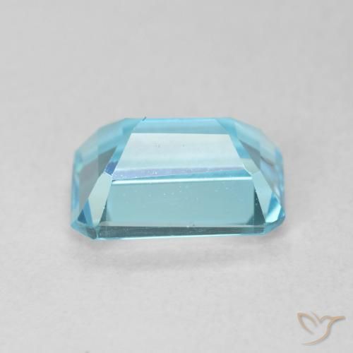 Topaz Gemstone in 8 x 6 mm (calibrated) Size for Sale, Topaz Stone in Swiss Blue Color