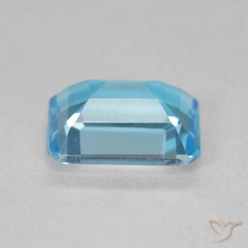 Topaz Gemstone in 8 x 6 mm (calibrated) Size for Sale, Topaz Stone in Swiss Blue Color