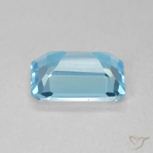 Topaz Gemstone in 8 x 6 mm (calibrated) Size for Sale, Topaz Stone in Swiss Blue Color