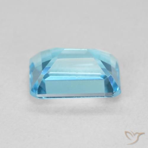 Topaz Gemstone in 8 x 6 mm (calibrated) Size for Sale, Topaz Stone in Swiss Blue Color